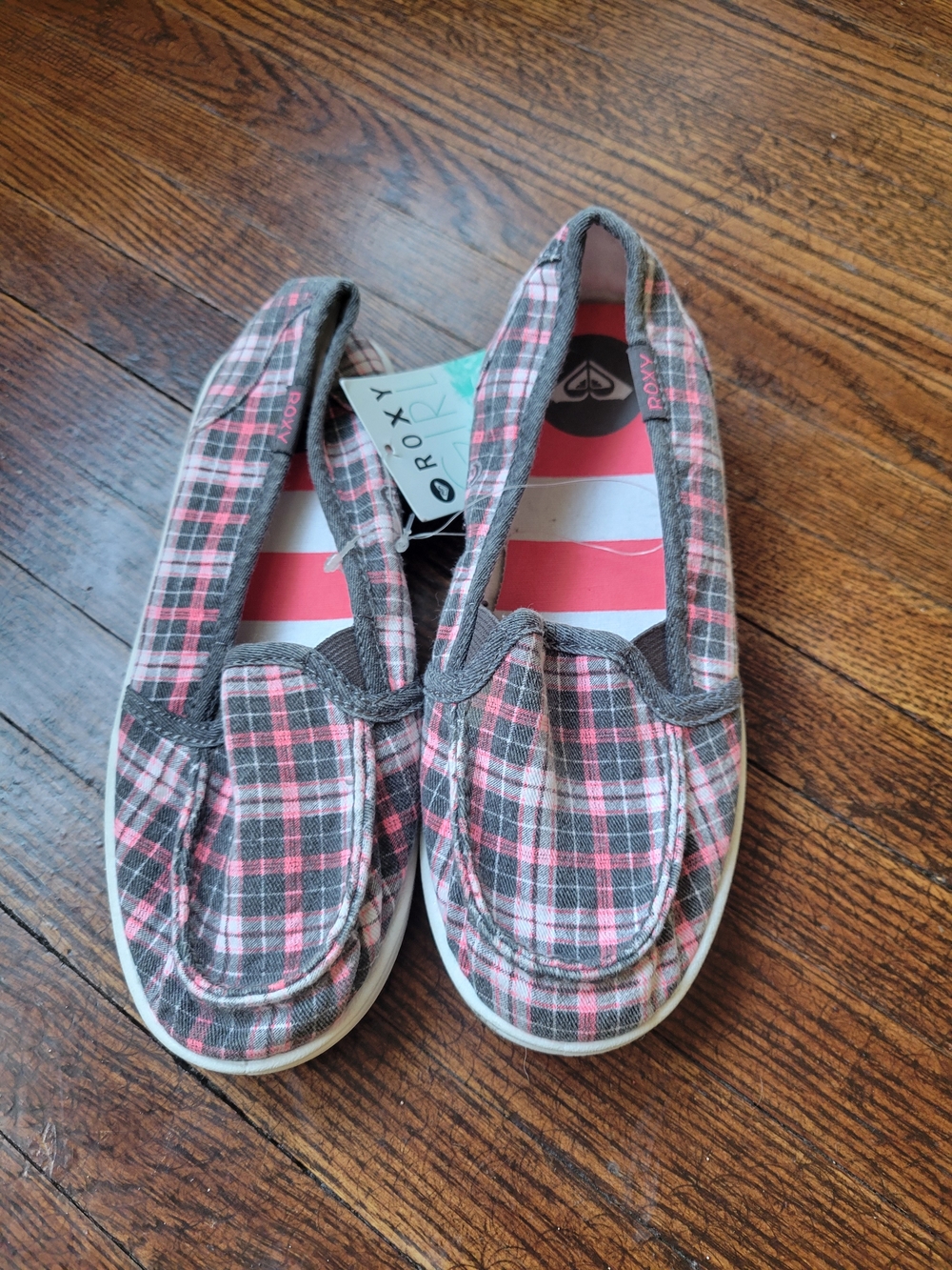 Girl's Roxy Plaid Slip On Boat Easy On/Off Casual Shoes New Size 3 Summery